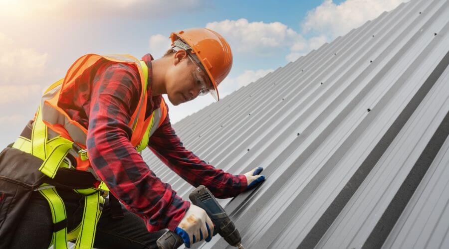 GAF roofing contractor in Colwell, IA